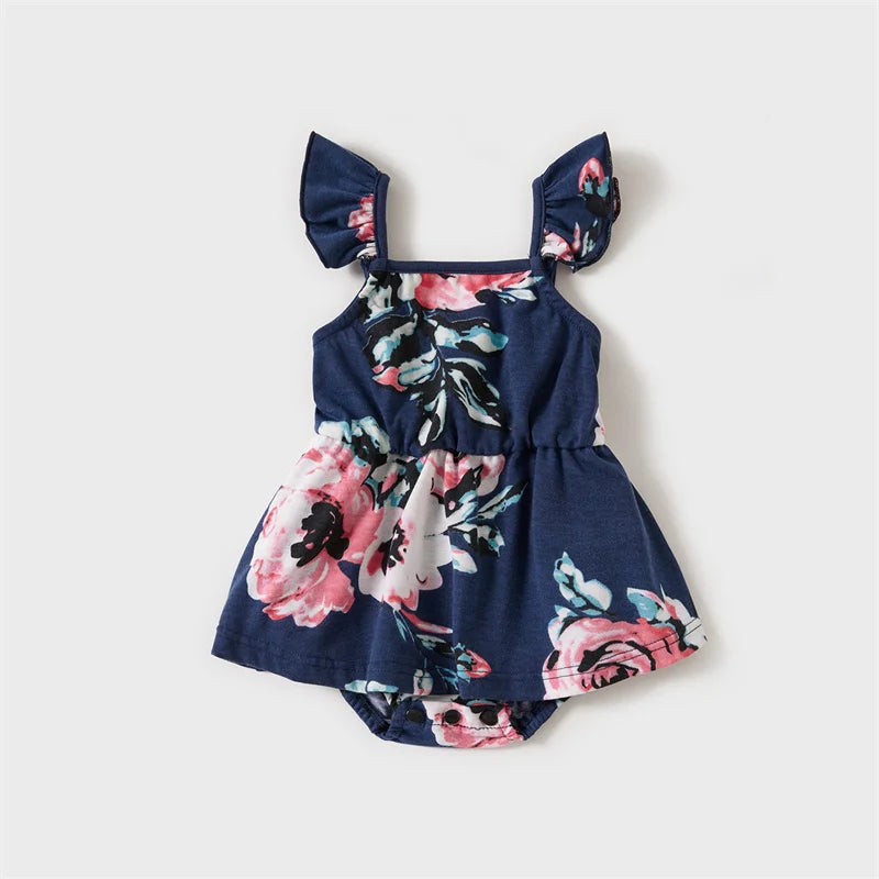 Tenue été impression florale matching pour toute la famille